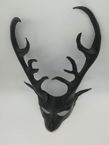 <transcy>Deer mask</transcy>